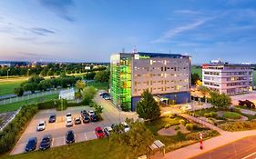 Holiday Inn Prague Airport